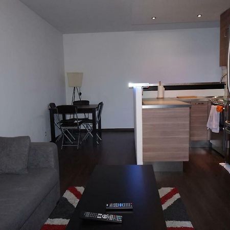 Apartament F1 De 36M2 Avec Terrasse Et Parking Privatif. La Roquette-sur-Siagne Zewnętrze zdjęcie