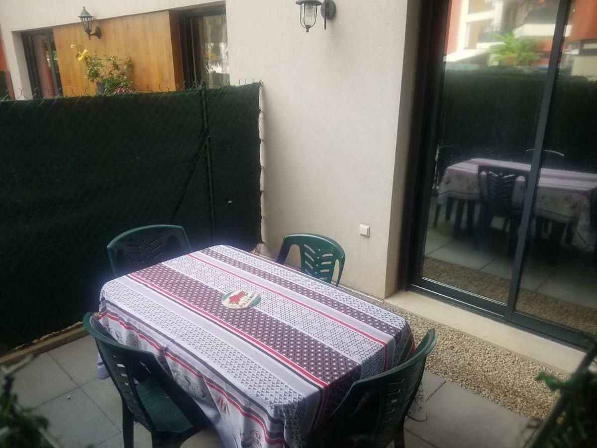 Apartament F1 De 36M2 Avec Terrasse Et Parking Privatif. La Roquette-sur-Siagne Zewnętrze zdjęcie